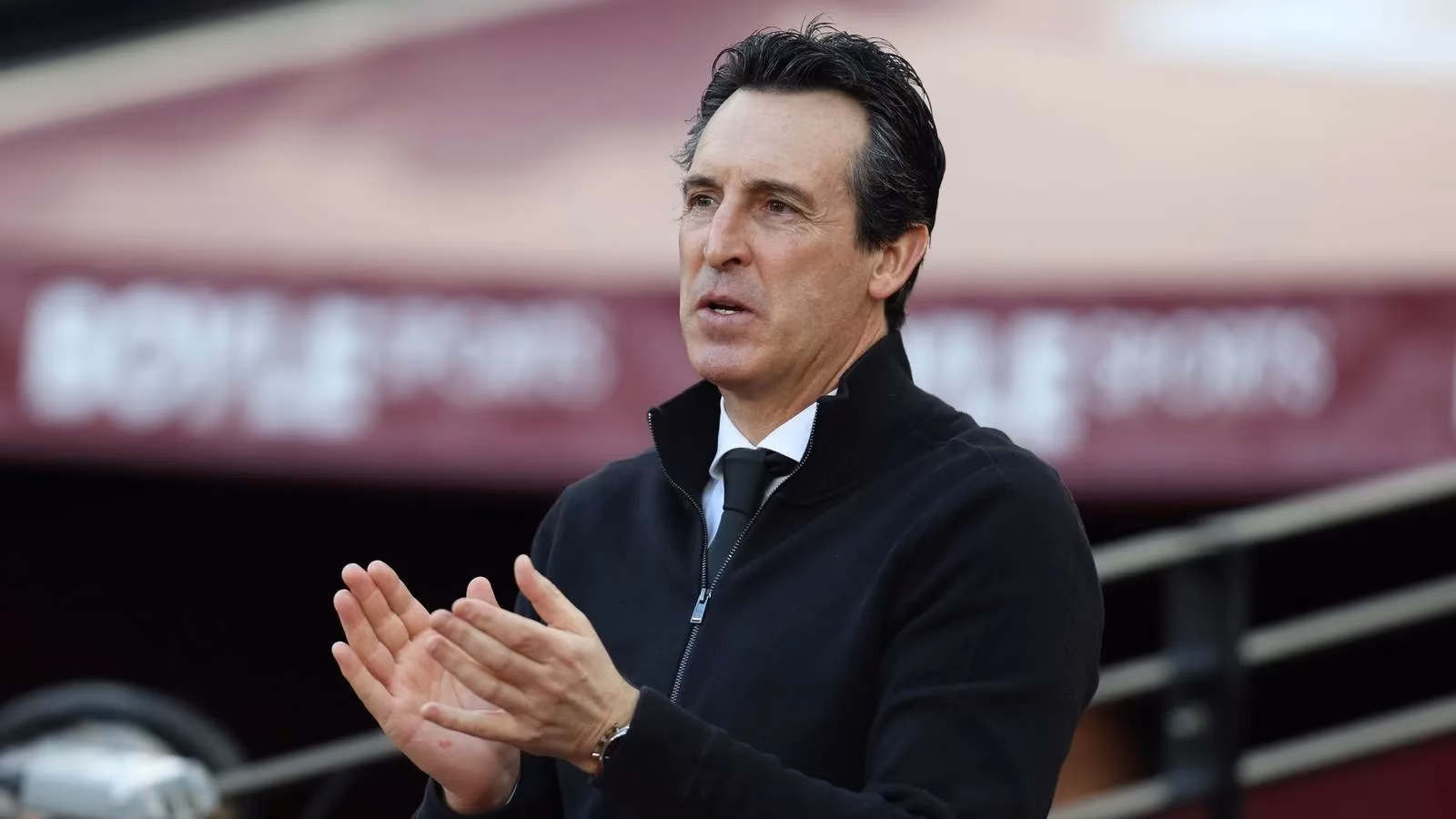 aston-villa-s-2026-january-transfer-target-santiago-castro-the-striker-solution-for-premier-league-title-push-image-0