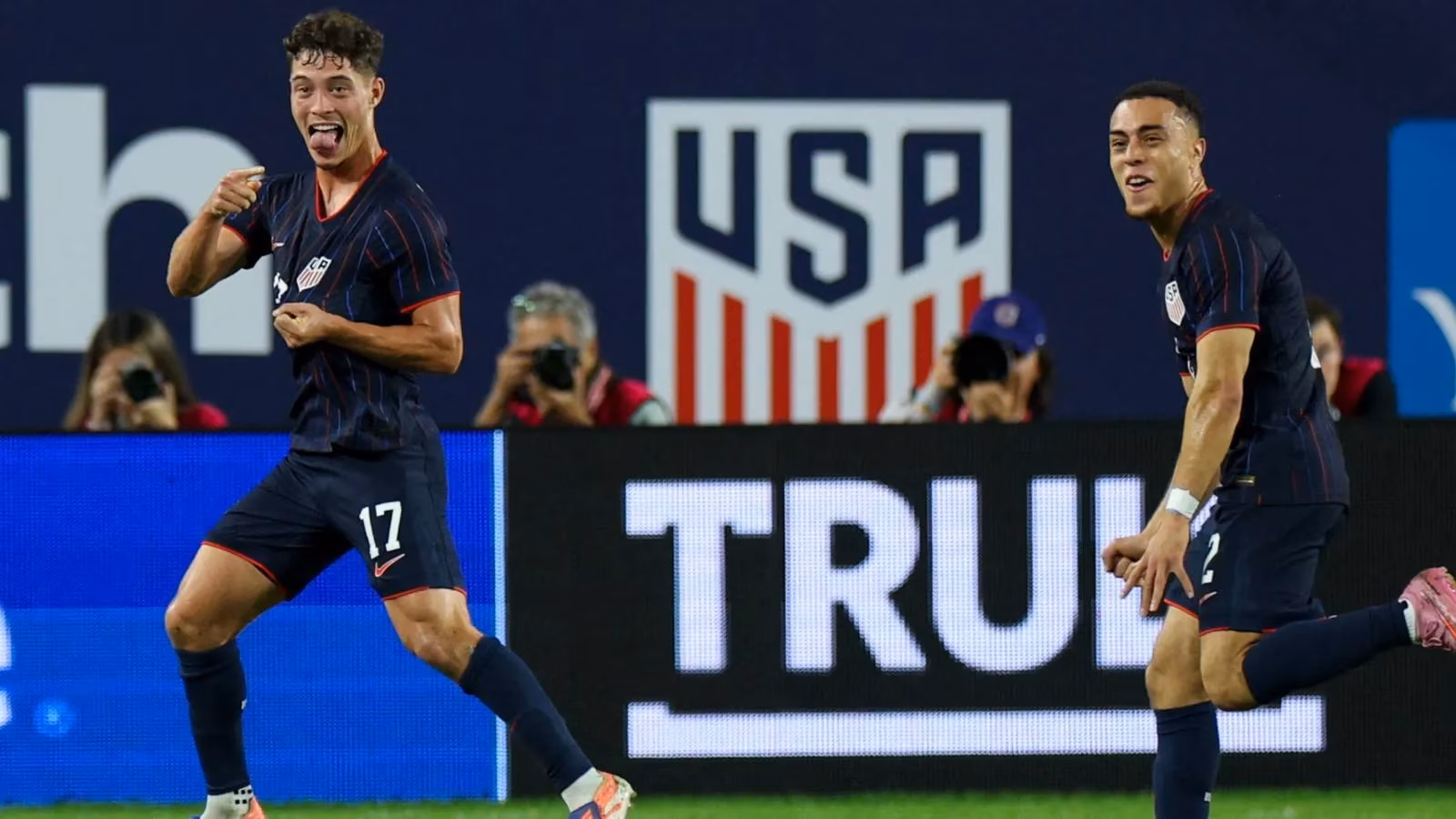 usmnt-shocks-uruguay-5-1-pochettino-s-cultural-revolution-hits-full-throttle-image-0